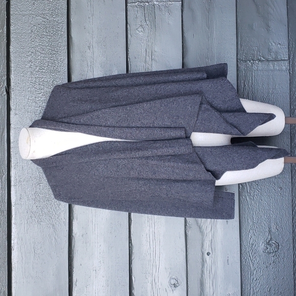 LORD & TAYLOR Charcoal Gray Cashmere Open-Front Draped Cardigan Sweater sz PS - Picture 3 of 5